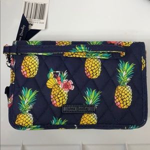 Vera Bradley Toucan Party RFID 3 in 1 Crossbody